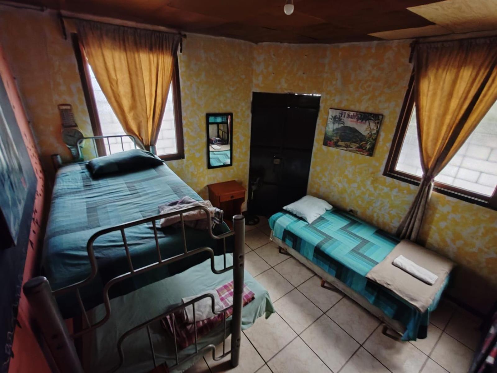 Hostal Dona Mercedes Juayúa Eksteriør billede